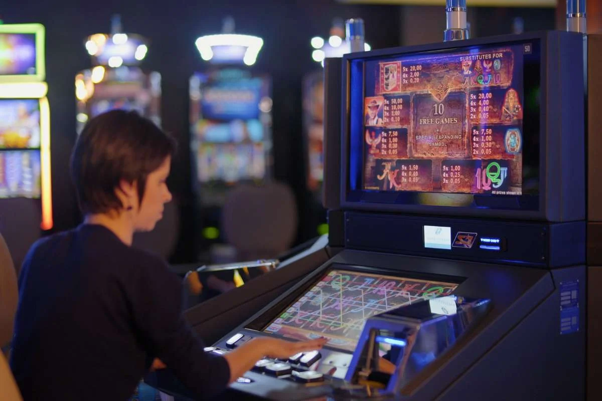 Slot 